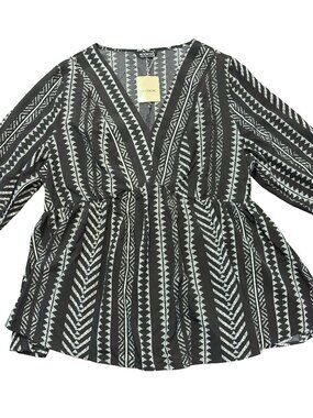 BloomChic Peplum Blouse Plus Size 18 20 Black White Boho V Neck Stretch Top